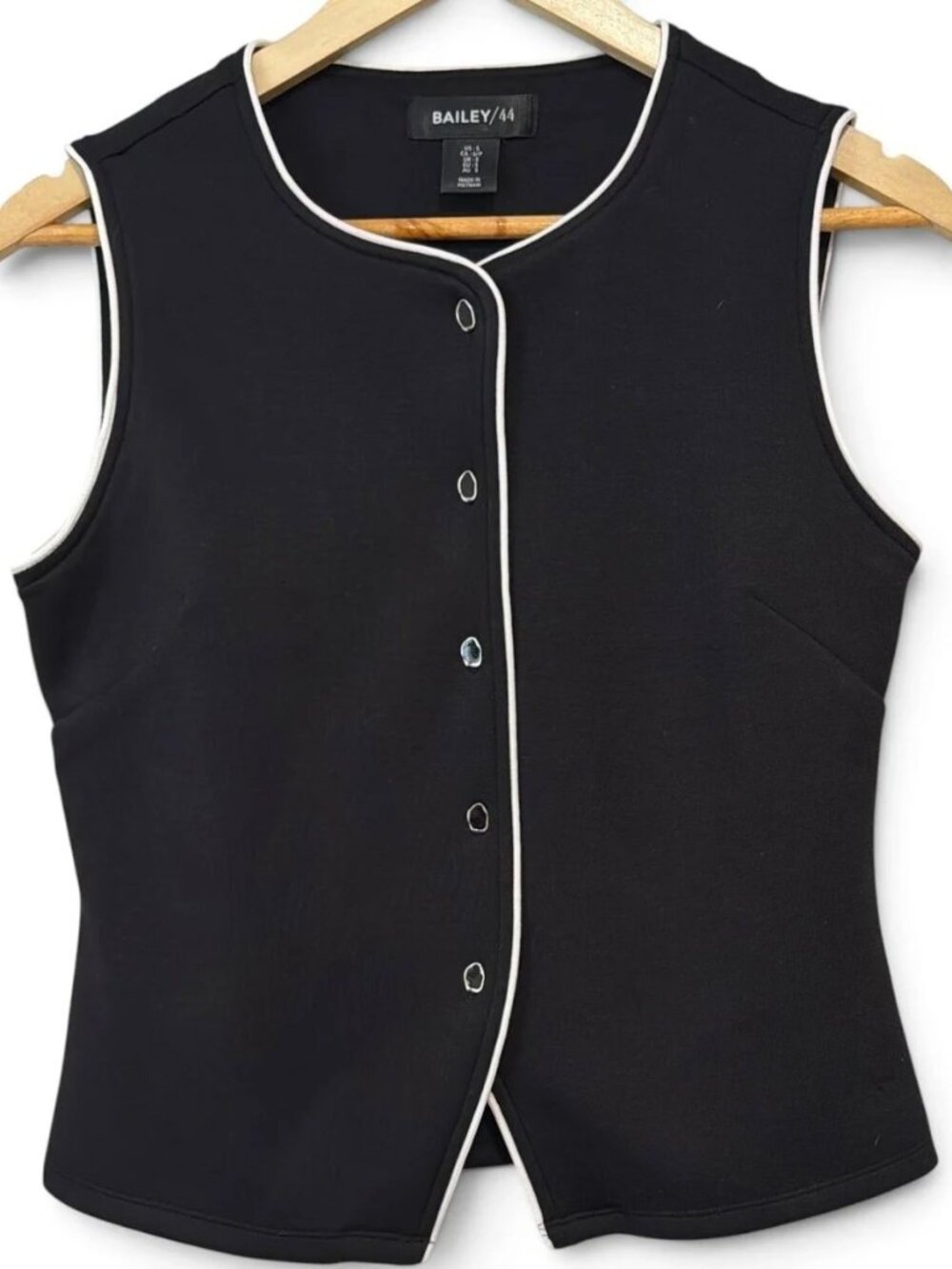 Bailey 44 Black Sleeveless Button Front Top with White Piping